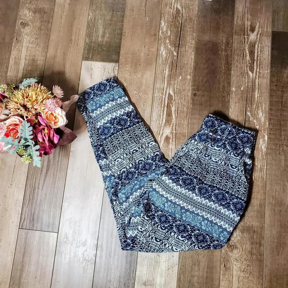 Deal Jeans Blue & White Women's Size Large Graphic Boho Pants - Picture 11 of 12